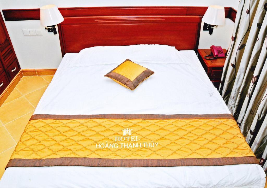 Hoang Thanh Thuy Airport Hotel 1 - Gan Am Thuc Dem Cho Hoang Hoa Tham Ho Chi Minh-staden Rum bild