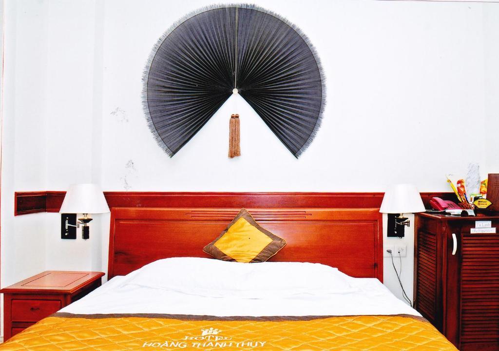 Hoang Thanh Thuy Airport Hotel 1 - Gan Am Thuc Dem Cho Hoang Hoa Tham Ho Chi Minh-staden Rum bild