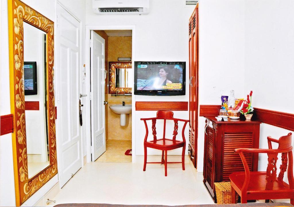 Hoang Thanh Thuy Airport Hotel 1 - Gan Am Thuc Dem Cho Hoang Hoa Tham Ho Chi Minh-staden Exteriör bild