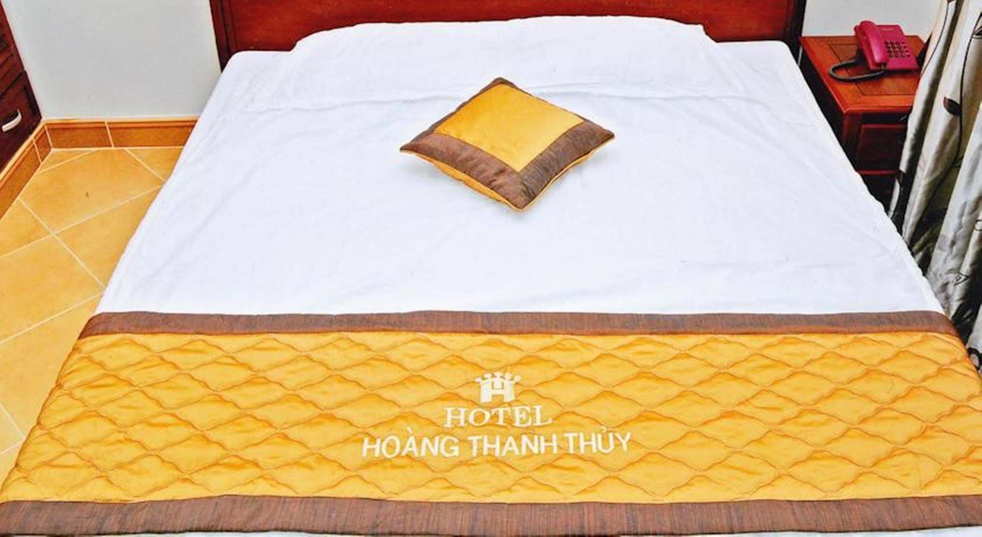 Hoang Thanh Thuy Airport Hotel 1 - Gan Am Thuc Dem Cho Hoang Hoa Tham Ho Chi Minh-staden Exteriör bild