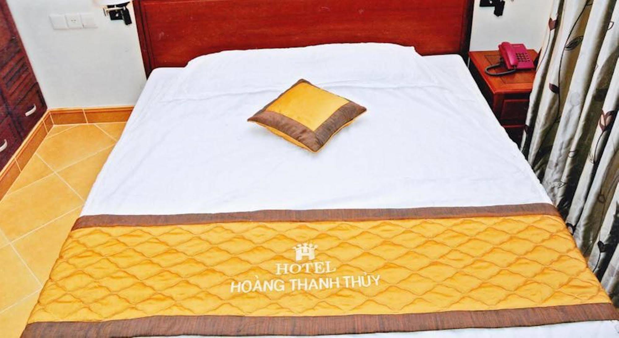 Hoang Thanh Thuy Airport Hotel 1 - Gan Am Thuc Dem Cho Hoang Hoa Tham Ho Chi Minh-staden Exteriör bild