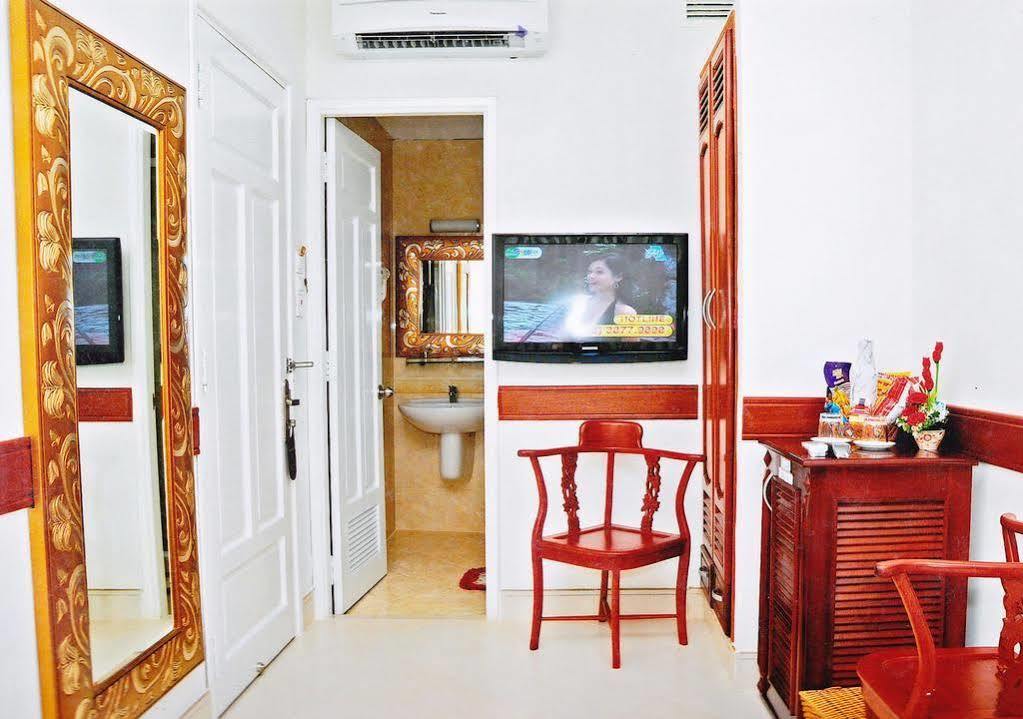 Hoang Thanh Thuy Airport Hotel 1 - Gan Am Thuc Dem Cho Hoang Hoa Tham Ho Chi Minh-staden Exteriör bild
